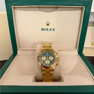 Rolex Men's Watch in Gold with Green Dial
